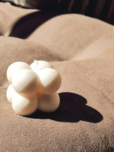 Cargar imagen en el visor de la galería, Cubito Burbujas - Moksha Essence